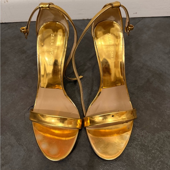 Zara Women's Metallic Gold Heels - Picture 1 of 5